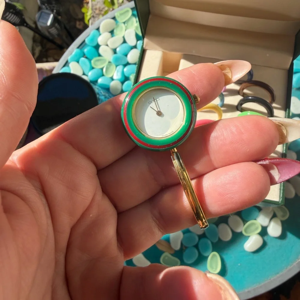 Gucci Gold Watch with Multicolor Ring Set